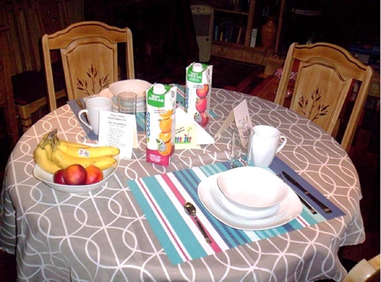 Gite Au P'Tit Bonheur B&B Coaticook Exterior foto